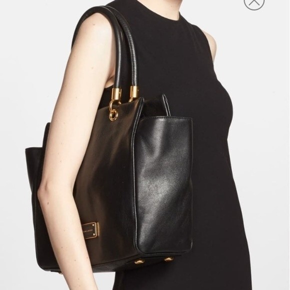 MARC BY MARC JACOBS Too Hot to Handle Bentley Tote - Picture 1 of 14